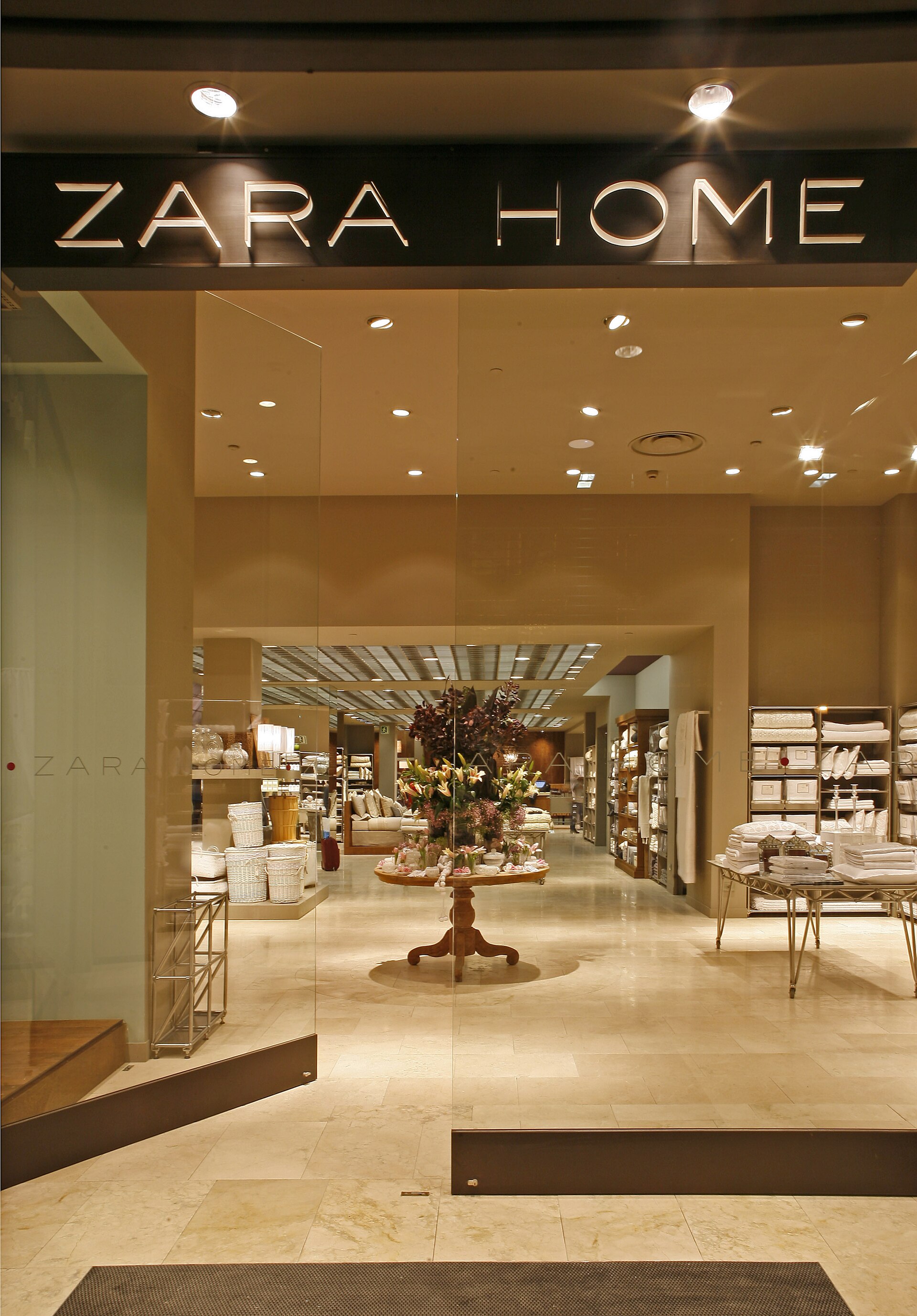 Imagem de referência relacionada a Zara Home, item descrito como rede multinacional espanhola de lojas de decoração de interiores
