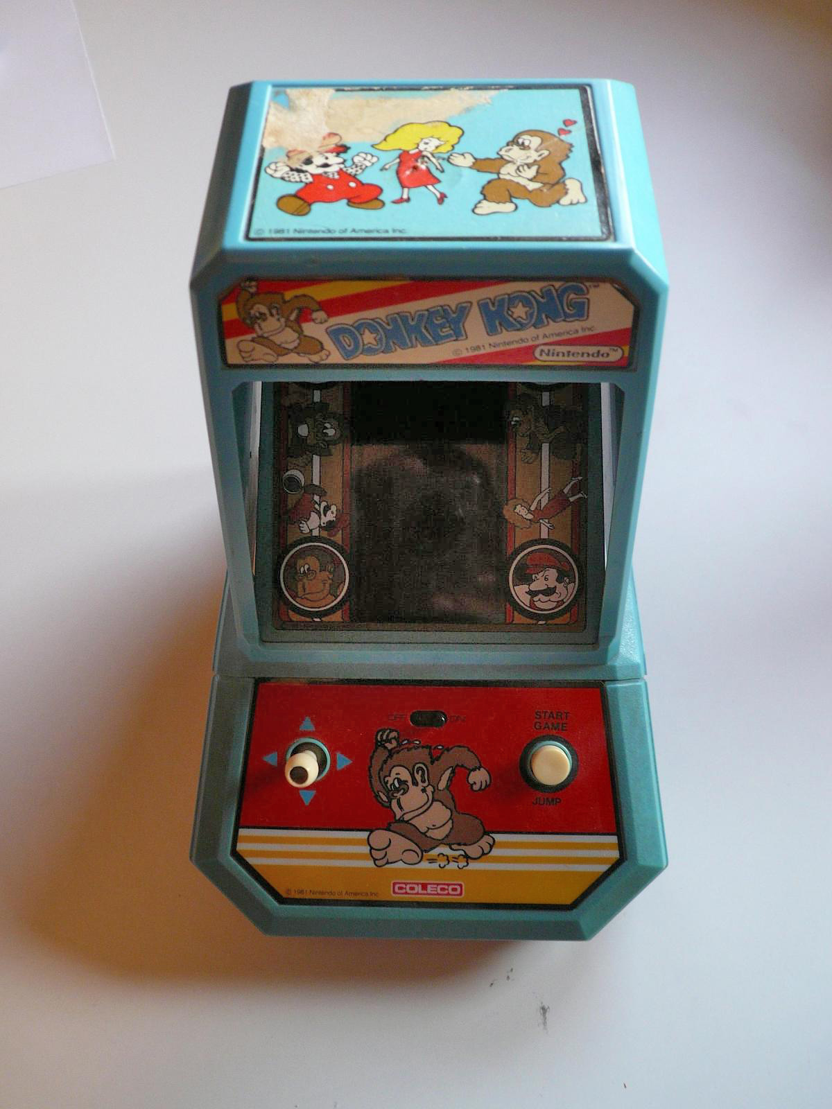 Imagem de referência relacionada a Donkey Kong, item descrito como jogo eletrônico de 1981