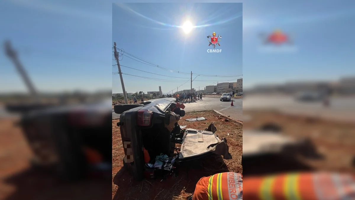 Acidente entre dois carros deixa motorista e passageira feridas no Paranoá