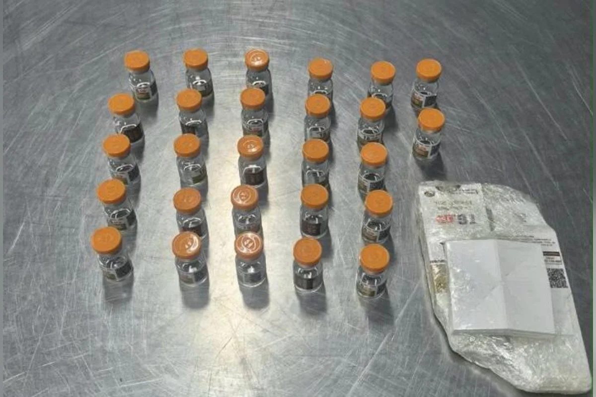 PF prende homem no Galeão com remédios para emagrecer escondidos em mala