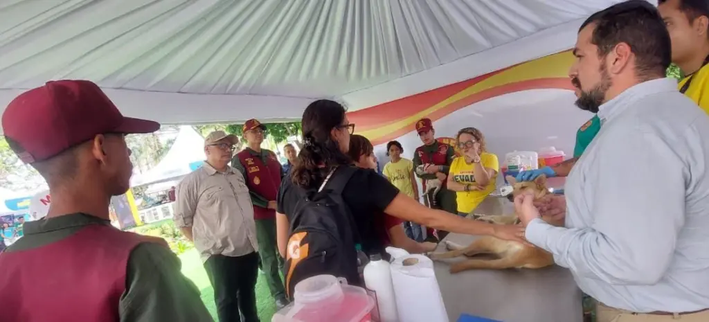 Misión Nevado e MinSalud realizam jornada veterinária integral
