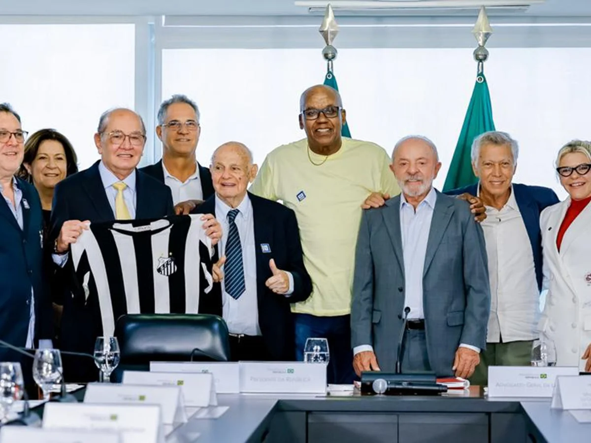Governo assina cessão ao Santos em meio à briga com clubes sobre bets