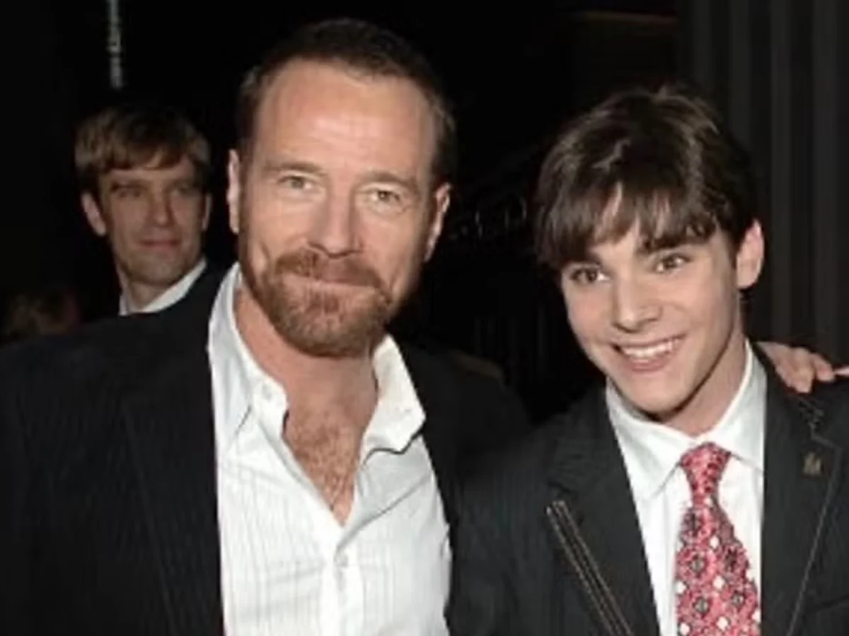 Atores de Breaking Bad lamentam a morte de RJ Mitte