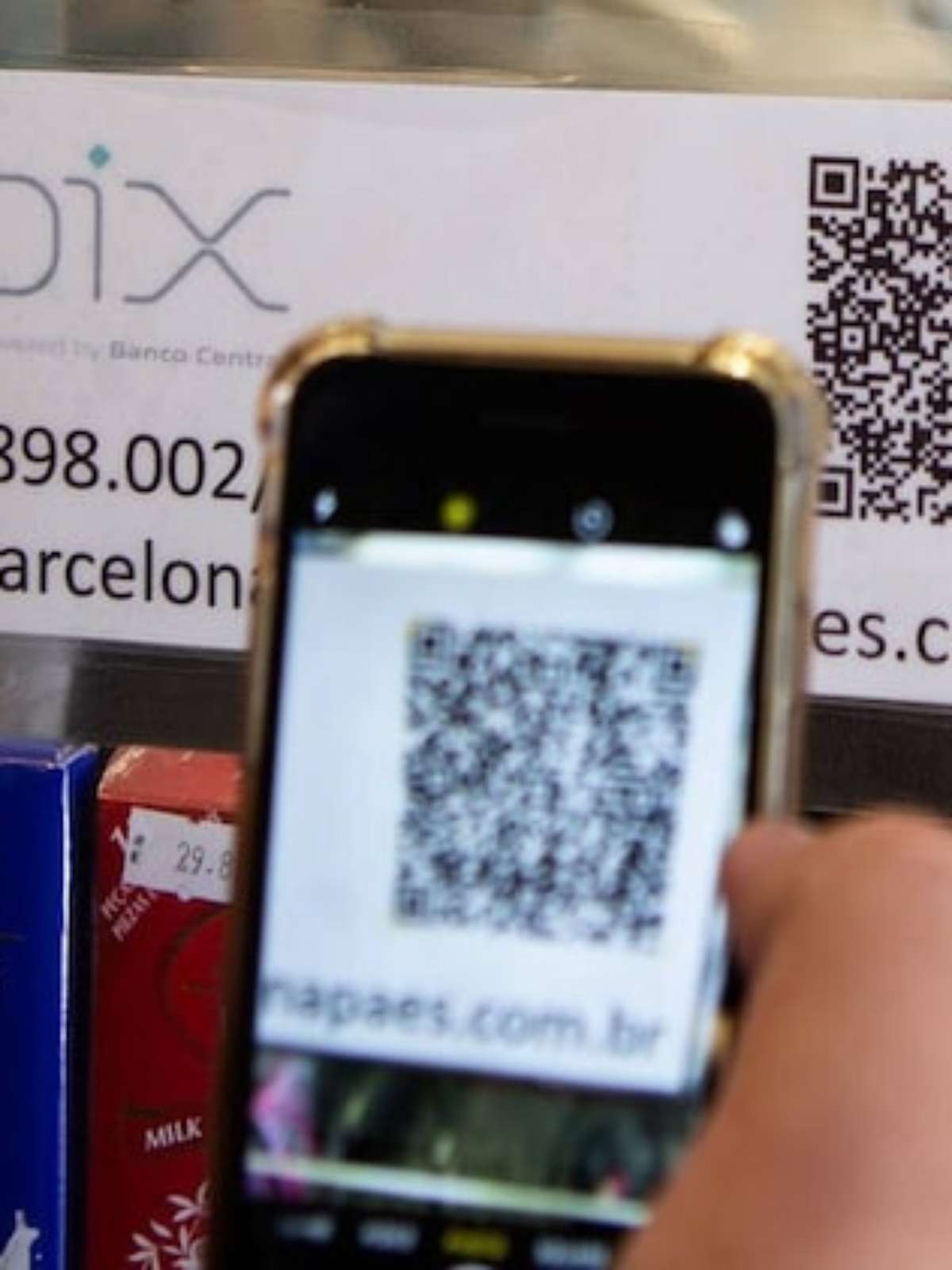 Pix por aproximação deixa de ter teto de R$ 500 a partir desta quinta-feira