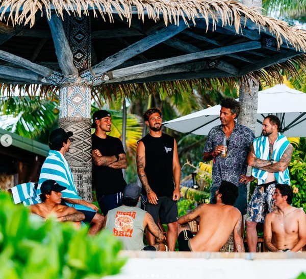 Representante do Brasil nas Olimpíadas e irmão de ex-BBB: quem é o surfista apontado como affair de Paolla Oliveira?