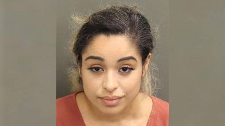 Ivanna Ortiz fue detenida tras disparar en casa de Rihanna