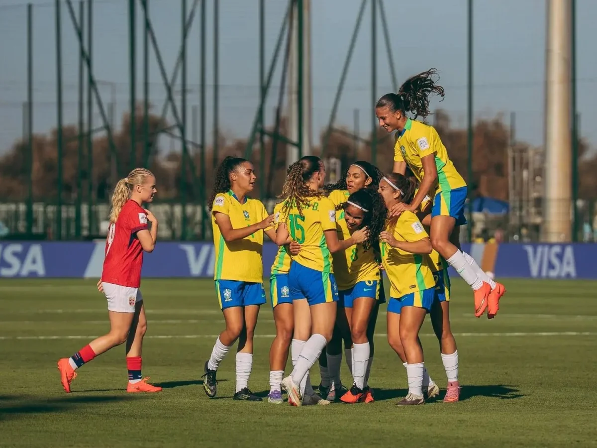 Brasil derrota Noruega e vai ao mata-mata da Copa do Mundo Feminina Sub-17