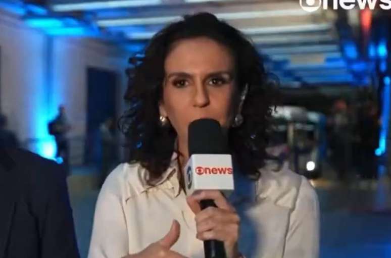 Após Flávio falar em censura, jornalista da Globo diz que candidato exigiu ausência de Renan do Santos em debate