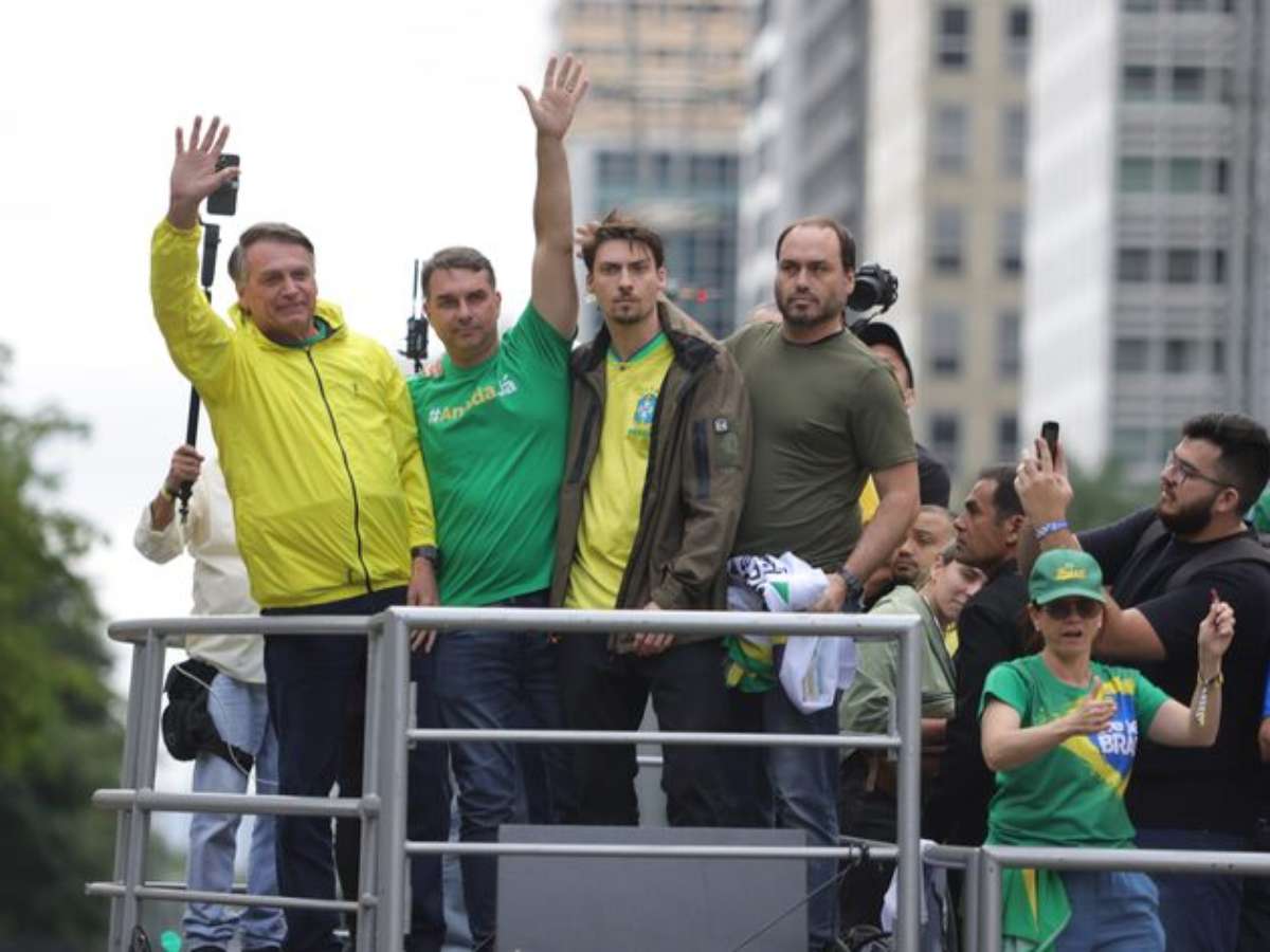 Derrota de Flávio vai além da política para o bolsonarismo? Especialistas opinam