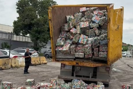 Polícia apreende quase duas toneladas de cobre e prende dois suspeitos na Via Dutra, no Rio