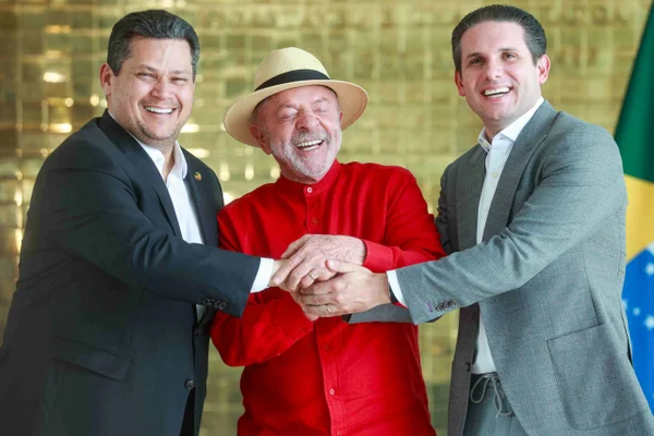 Motta tem cenário mais fácil que Alcolumbre para se reeleger no Congresso - destaque galeria