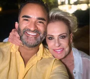Ana Maria Braga e Fábio Arruda estão juntos desde março de 2022