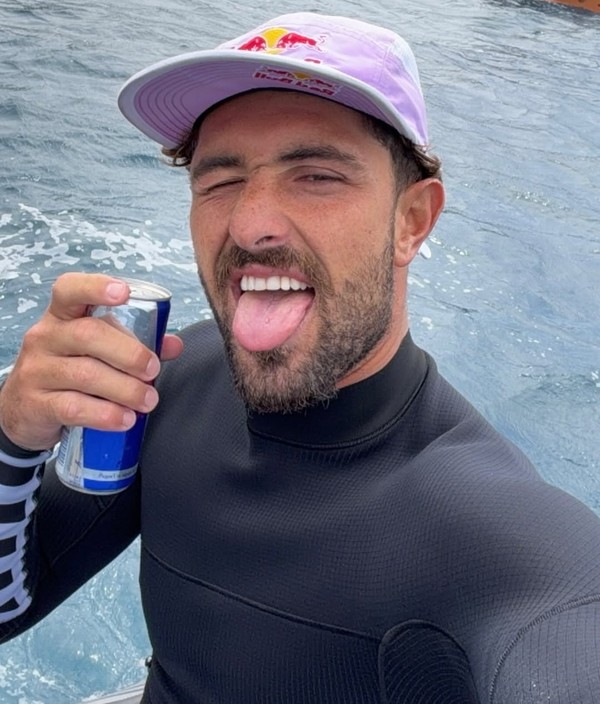 Representante do Brasil nas Olimpíadas e irmão de ex-BBB: quem é o surfista apontado como affair de Paolla Oliveira?