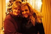 Imagem da matéria: Ex-apresentadora de TV é condenada à prisão perpétua por matar a mãe