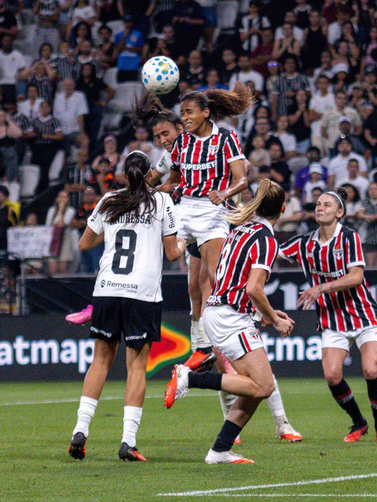 São Paulo e Corinthians disputam premiação milionária na final do Brasileirão Feminino; veja valor