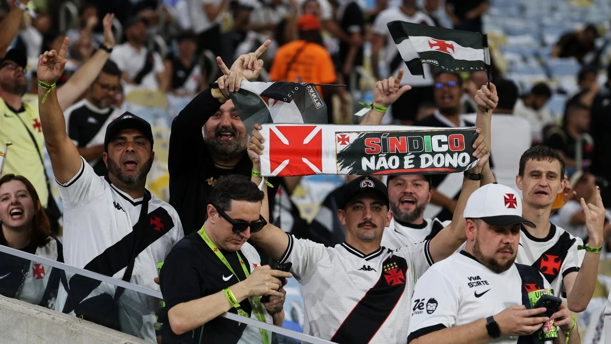 Torcida do Vasco provoca dupla Fla-Flu no Maracanã: "Síndico não é dono"