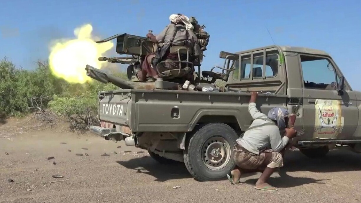 Os Houthis do Iêmen afirmam novos ataques contra aeroportos da Arábia Saudita à medida que o conflito se aprofunda