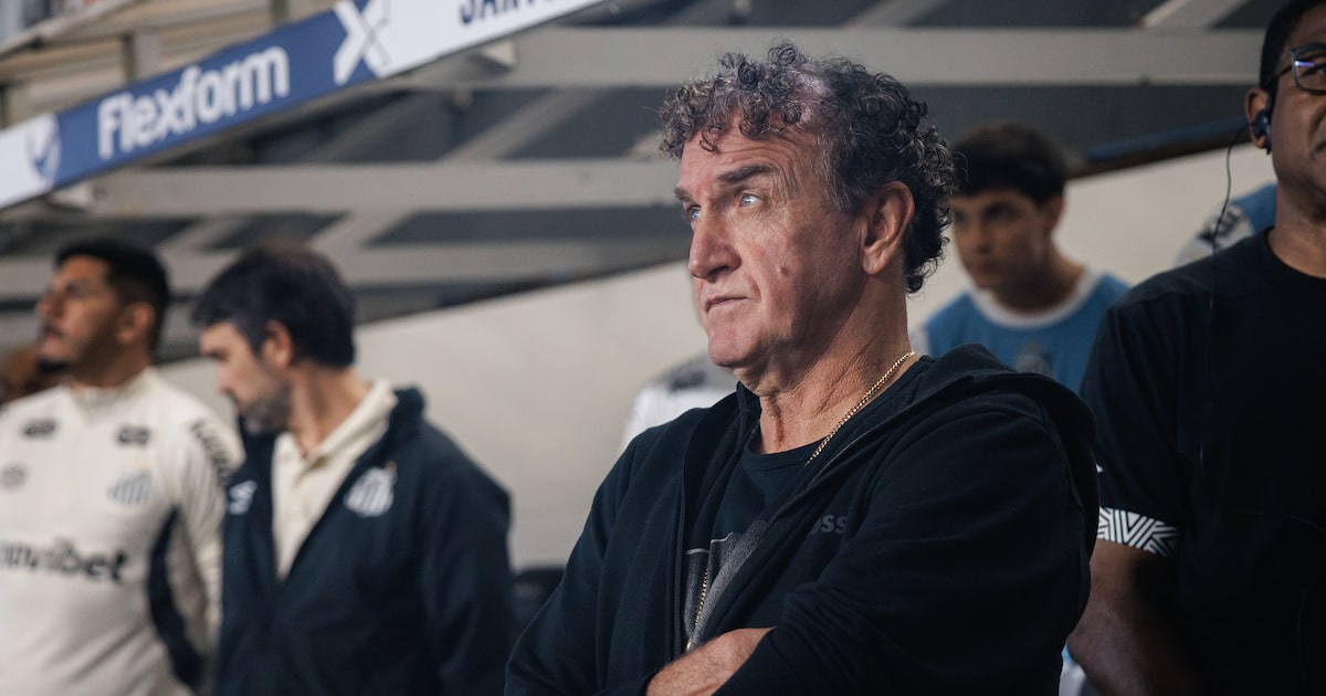 Cuca se surpreende com ‘campanha maravilhosa’ do Santos: ‘Nem eu e nem ninguém esperava’