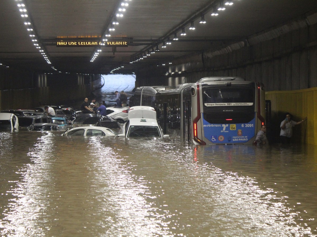 Anhangabaú registrou em 40 min de chuva o esperado para 11 dias, diz Prefeitura após caos em SP