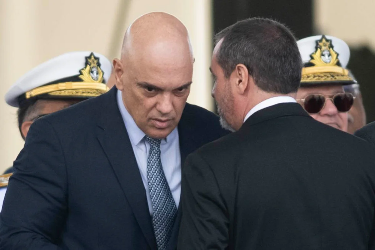 Alexandre de MOraes conversa com o Delegado Andrei Rodrigues está no comando da Polícia Federal