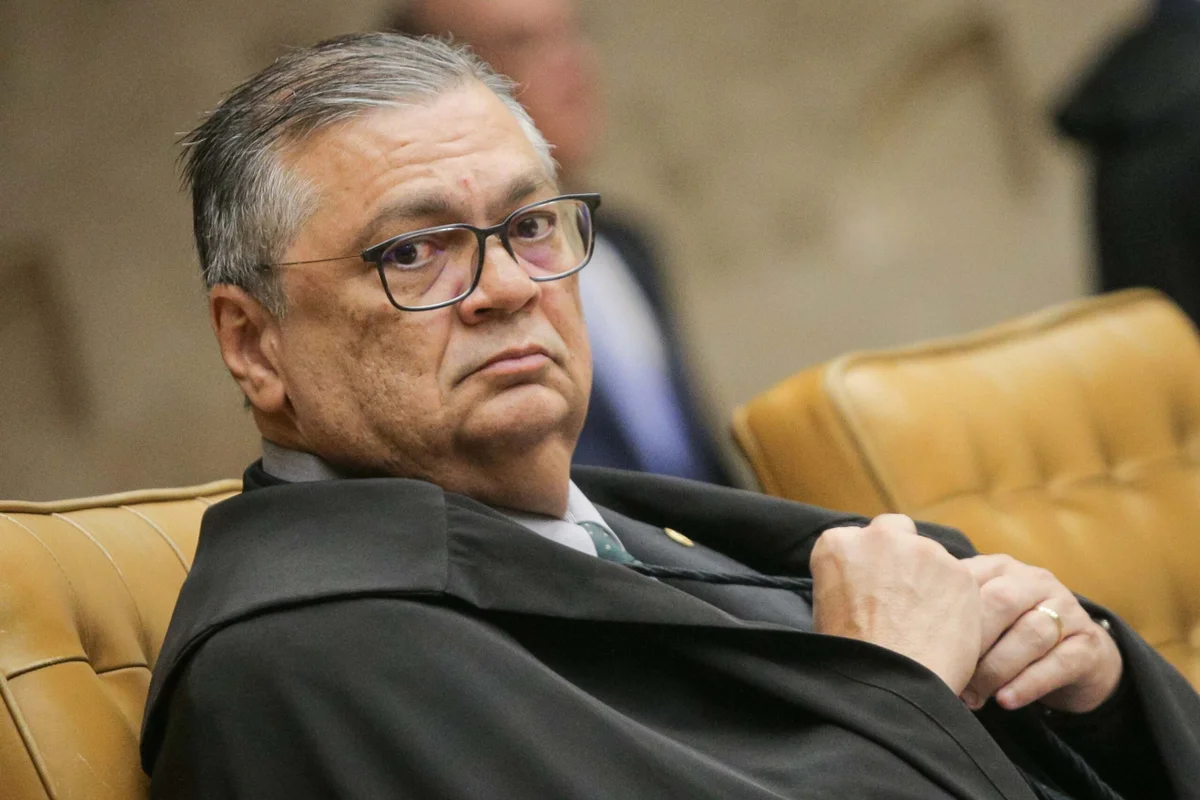 “Primeiro a ser fuzilado”: Flávio Dino denuncia ameaças por mensagens