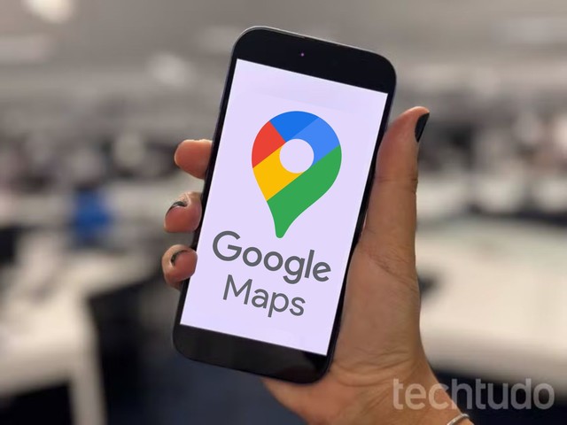 Como usar o Google Maps para encontrar lojas e mercados próximos?