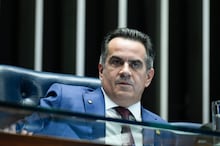 Dezesseis dos 19 deputados que votaram contra o fim da escala 6x1 se reelegeram para o Congresso