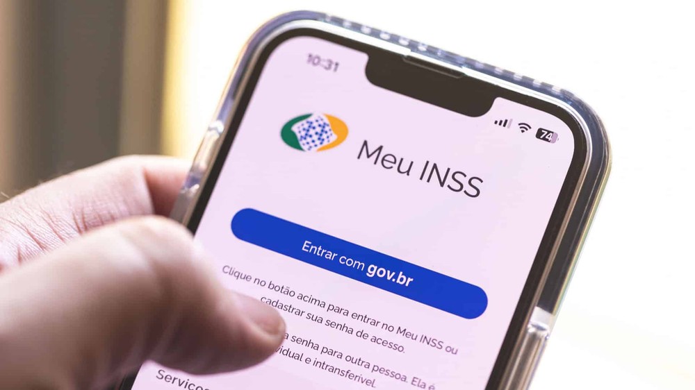 Meu INSS permite acompanhar benefícios, pagamentos e outros serviços da Previdência sem precisar ir a uma agência — Foto: Reprodução/Shutterstock