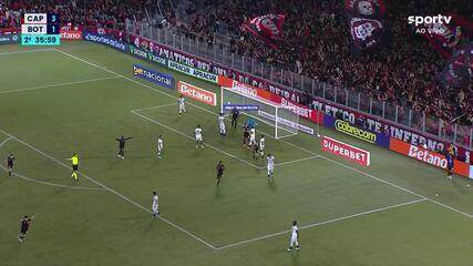 Veja o gol de falta de Lucas Esquivel, do Athletico-PR, contra o Botafogo