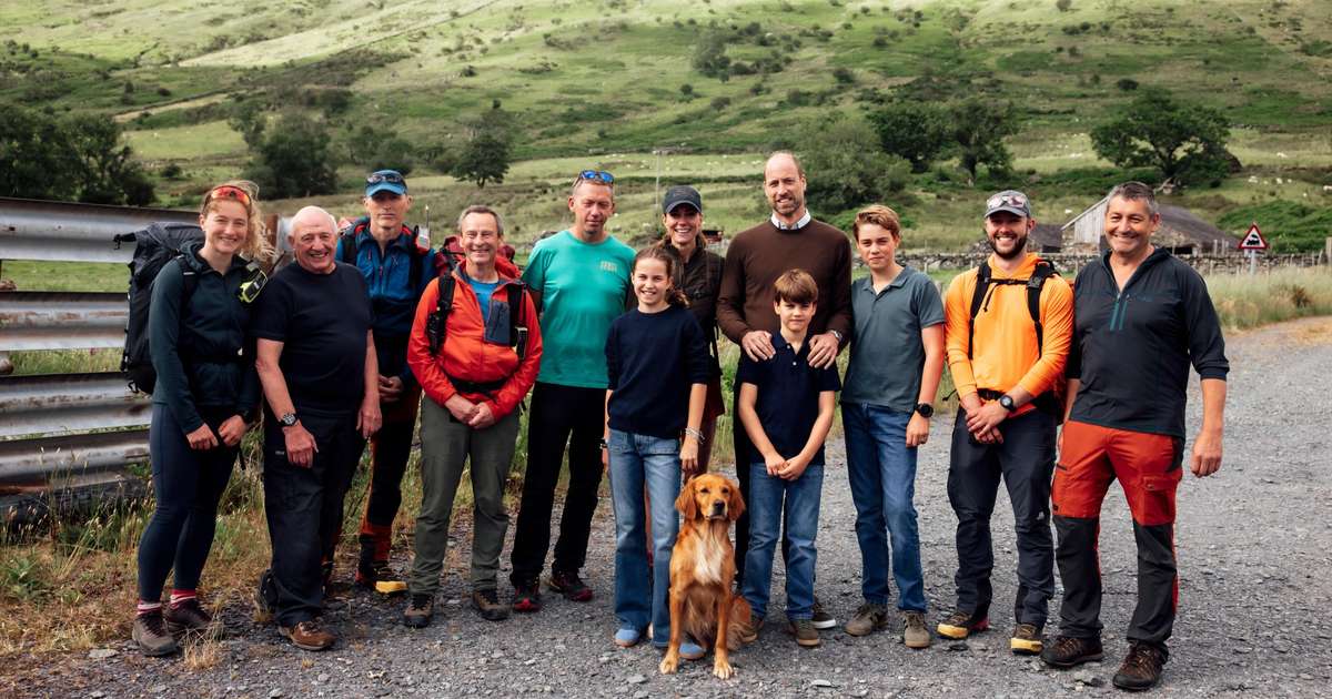 Kate Middleton publica foto inédita da família ao completar o Desafio Nacional do Três Picos