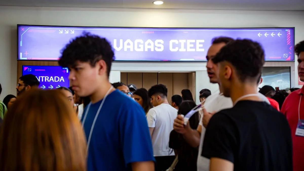 CIEE oferece 662 vagas de estágio para estudantes no DF