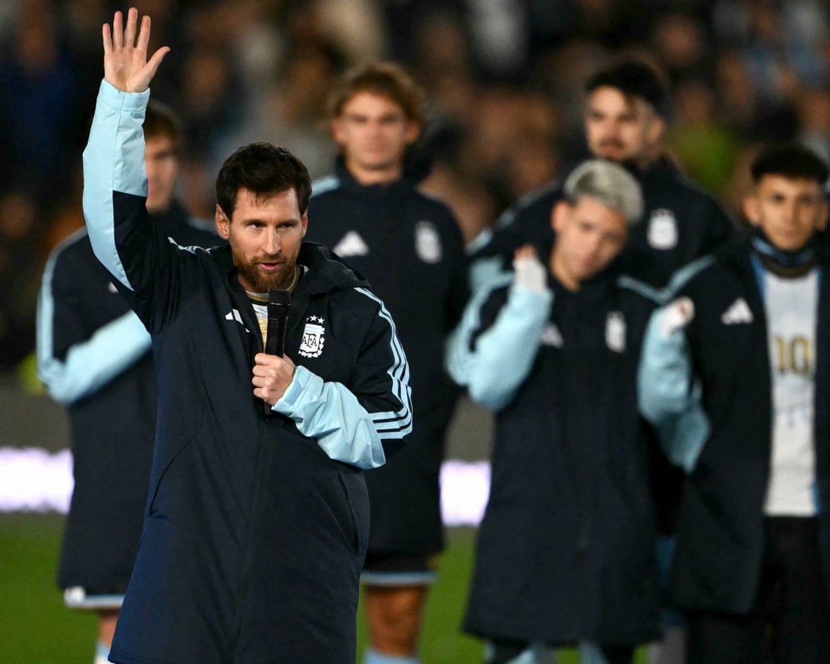 Lionel Messi despediu-se com lágrimas da Argentina após a vitória por 3-0 sobre o Benim